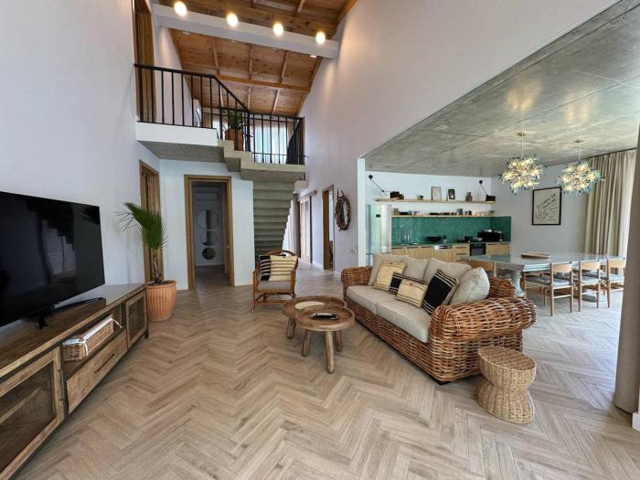 Home by Sea in Kaprovani 50M to sea