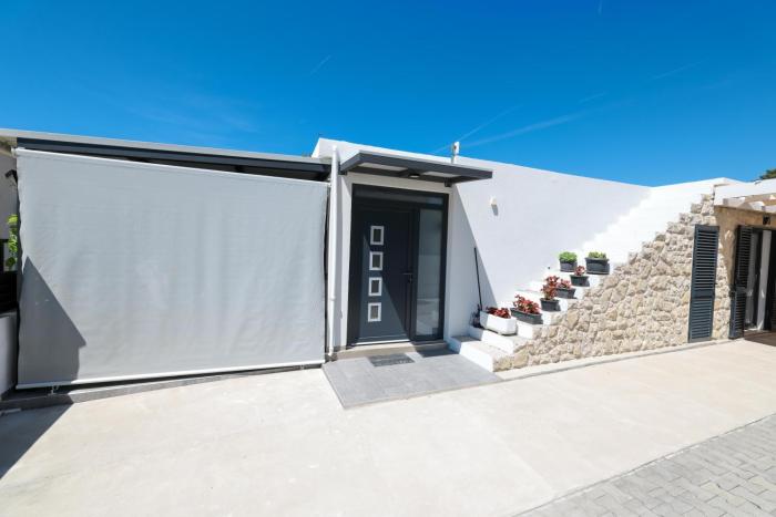 S&A 3BR Holiday Home