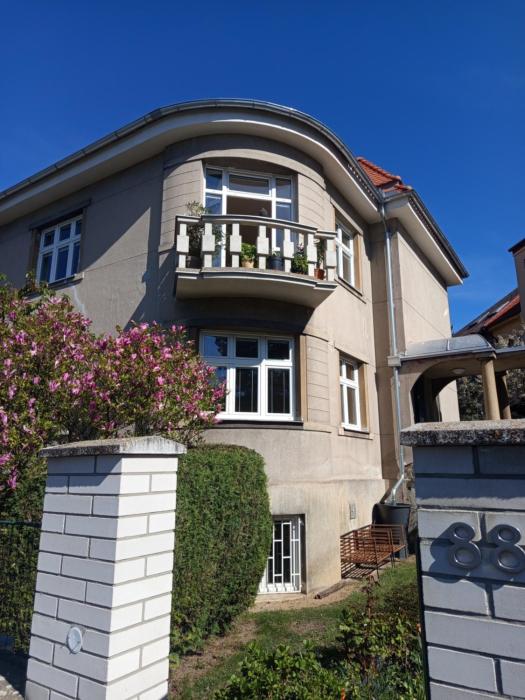 Sweet home apartment Kobylisy