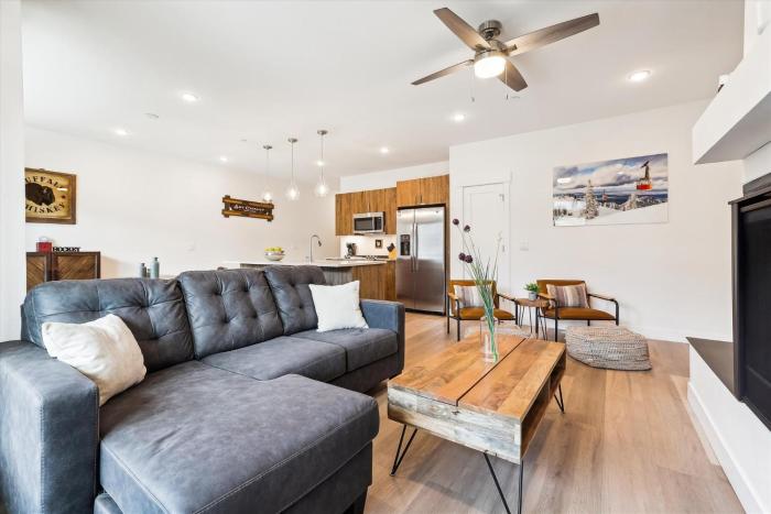 River West 522, Stunning Mountain Views, Silverthorne Condo