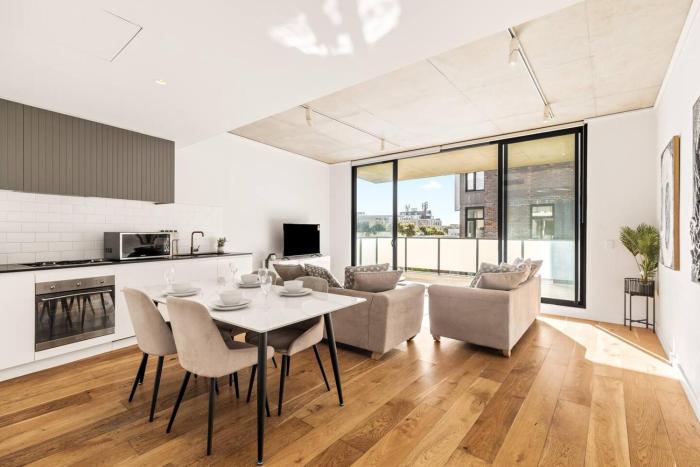 Modern Chic Oasis in the Heart of Waterloo