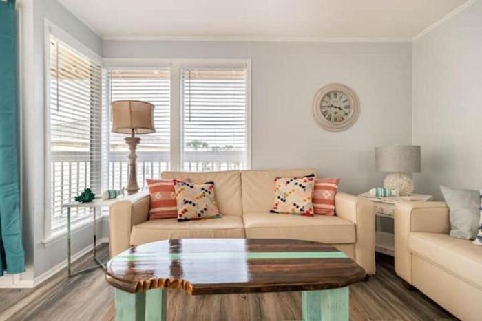 Coastal Comfort Meets Resort Luxury