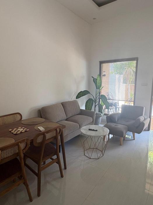I Think Lombok Modern Private House with Kitchen Near Kuta Beach