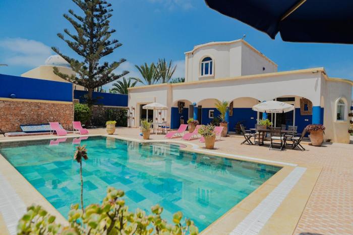 Villa Mirleft avec piscine et vue mer