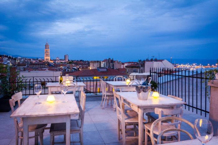 201 luxury room in heart of Split w roof terrace