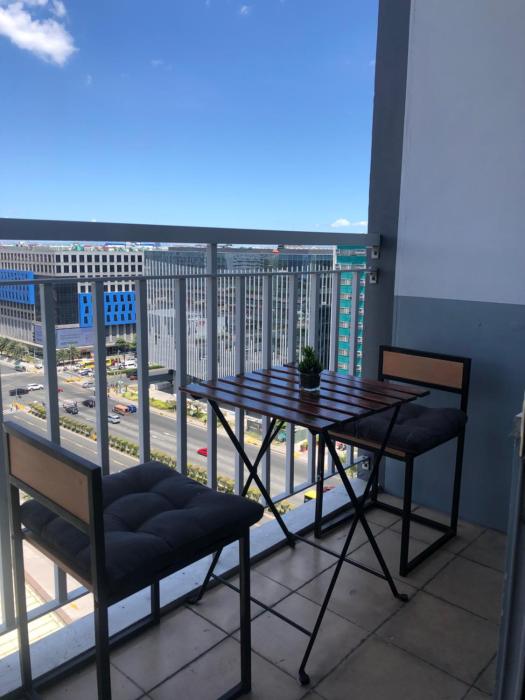 Shell Residences MOA Pasay