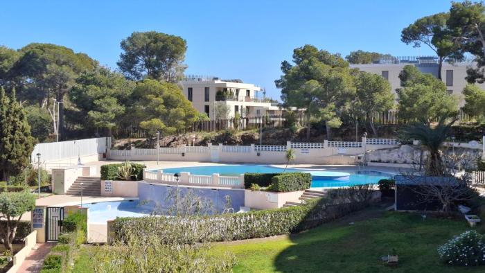 Salou Beach Apartment with private Pool