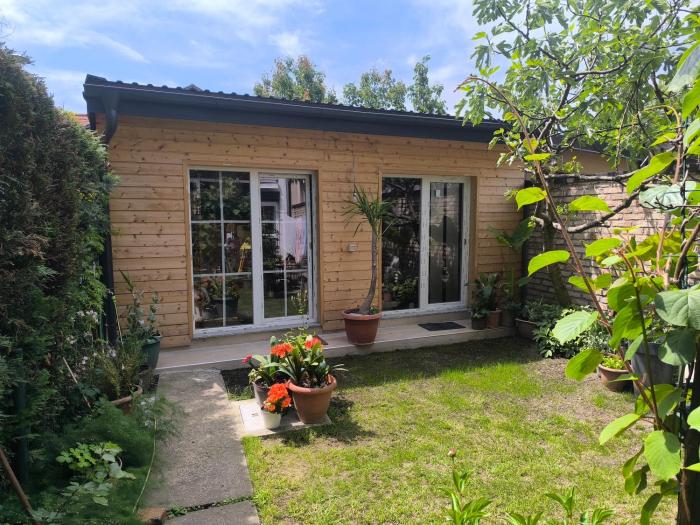 Sjenica accès par maison principale