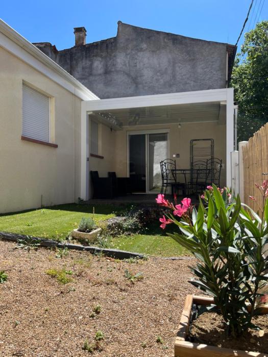 Maison neuve avec jardin, pergola, wifi, Clim pour 4 personnes