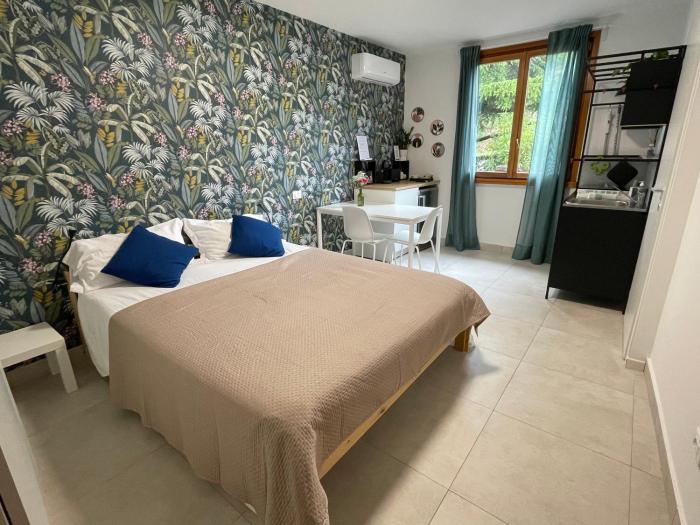 The Green Nest - pool & garden 5 minutes from Garda