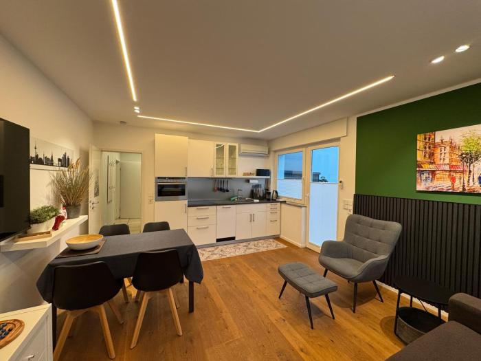 Appartement Köln in Bornheim-Sechtem, Nähe Phantasialand, Brühl, Köln, Bonn, DB-Anschluß, Messe-Köln, Business-Komfort