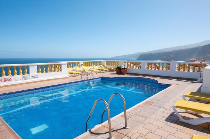 Isabellas La Paz Oasis Teide View & Pool