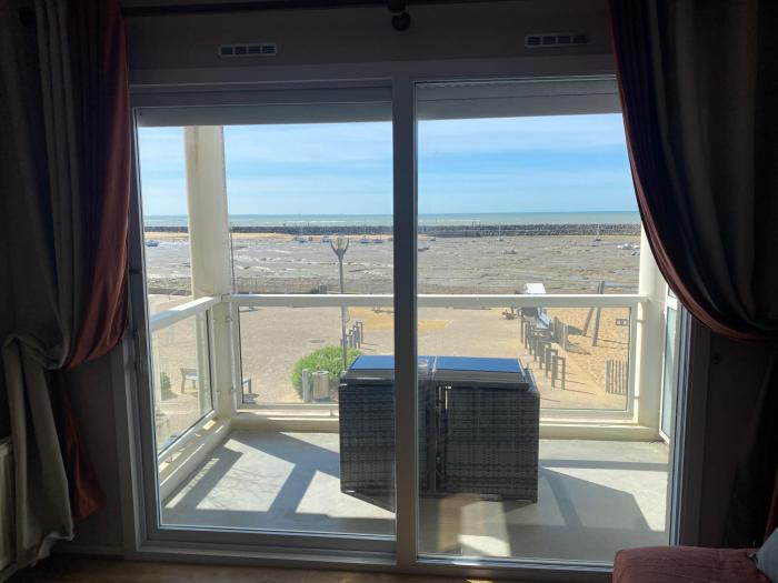 Appartement vue sur mer et le port