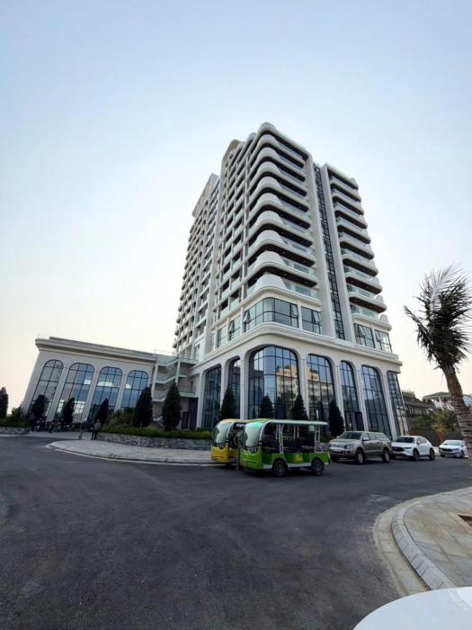 Khách sạn LAzur 5 Sao Cửa Lò