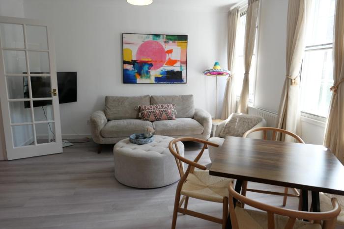 Nicolson Street two bedrooms