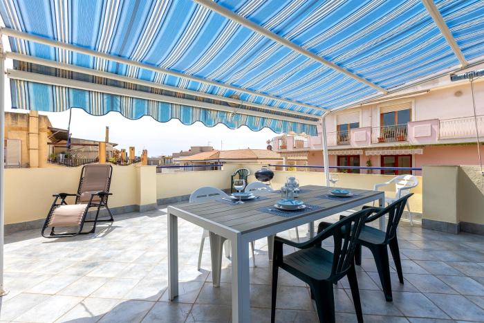 Itadhome - "Notti Celesti" - Attico, 200 mt dal mare, parcheggio privato