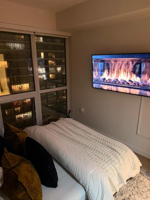 Cozy luxury Chic Bedroom in a dope Toronto Condo