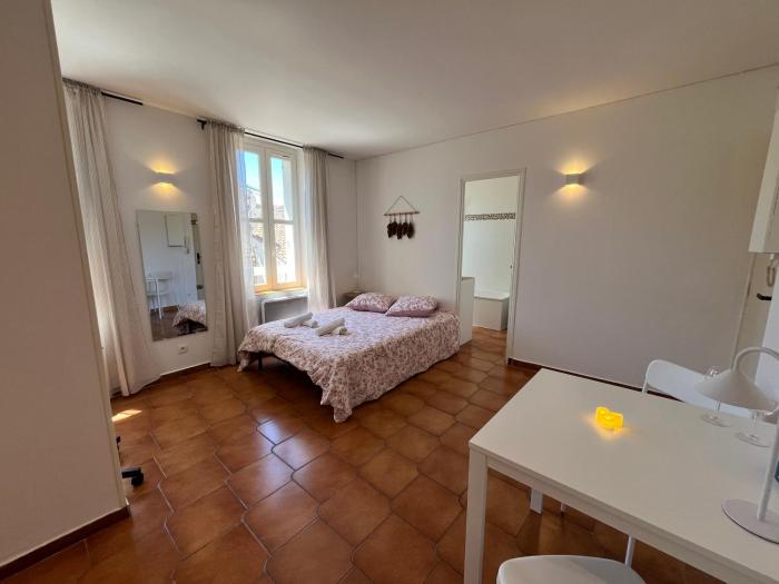 Bright & quiet haven - Private parking - Sea