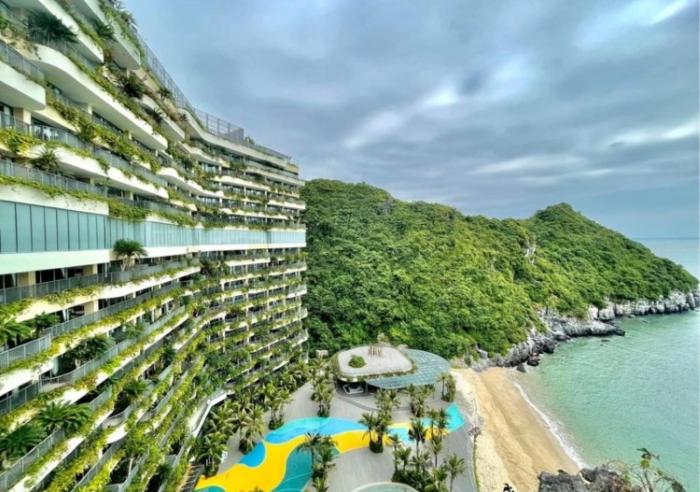 Deluxe View Biển Flamingo Cát Bà