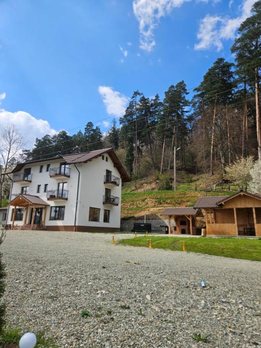 Vila de Sub Pădure