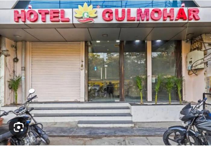Hotel Gulmohar