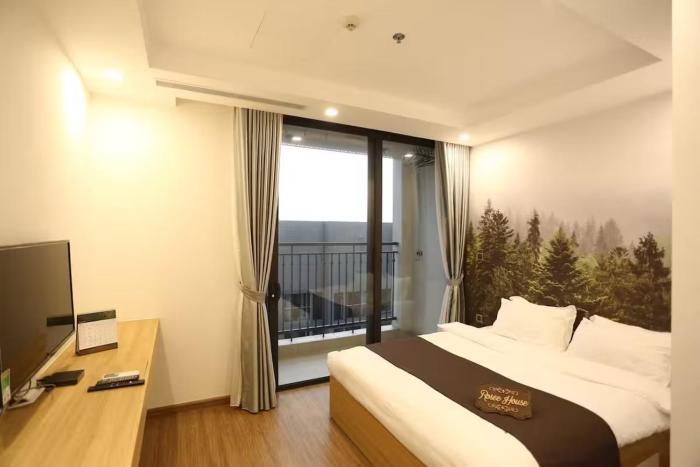 Stylish Apartment with Hotel Comfort at Green Bay Residence Hanoi Center