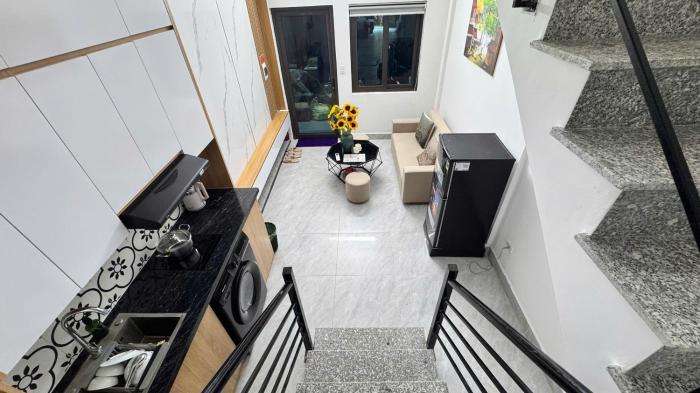 Aira Kim Ma Apartment
