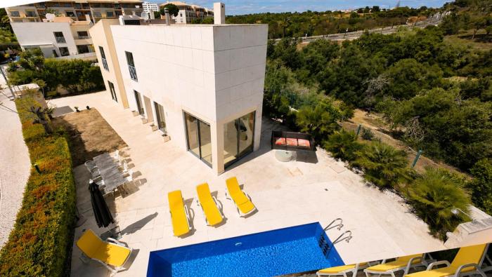 LINDA Oura Beach 4BR Villa 10 New for rent!