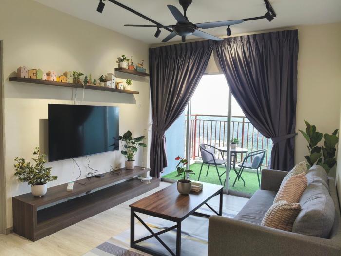 Hygee Nest Stylish 3BR Retreat 2 Free Parking