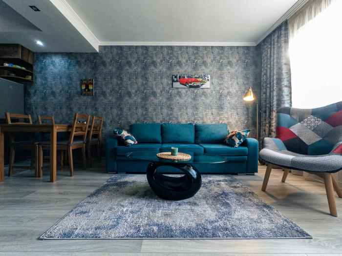 Eddys Central Apartment Home2Host