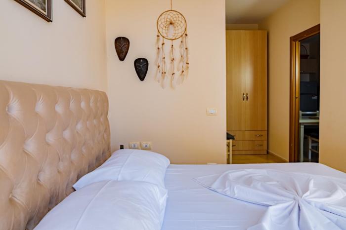Solmar Apartments