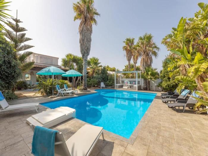 villa cotriero crystal