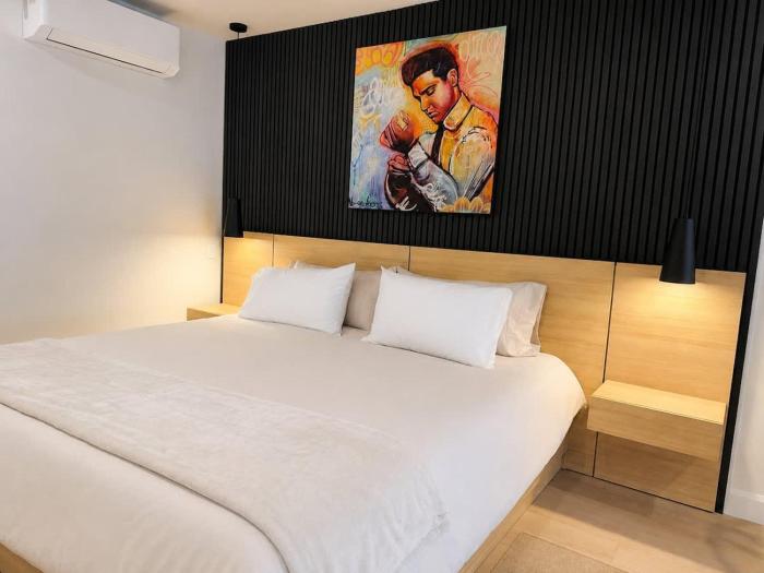 Studio Elvis with AC 5 min downtown Unit 9