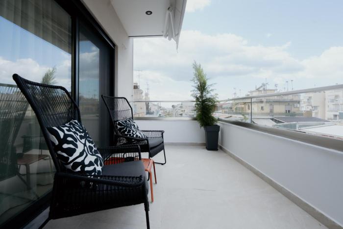 1BR Suite Apt, City Views, Metro, Pvt Parking