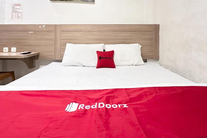 RedDoorz at Komplek MMTC Deli Serdang 2