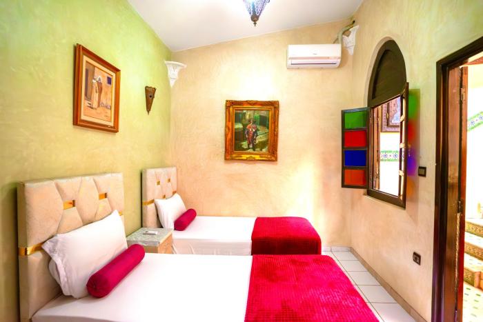 Riad Zineb de Luxe pour Familles avec 3 Piscines & Jacuzzi près de la Médina