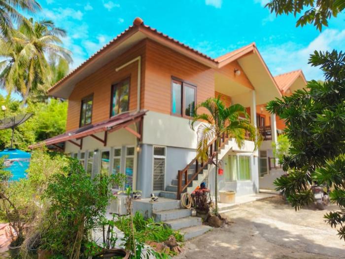 Sunset View Home near Beach 300m 2 BR