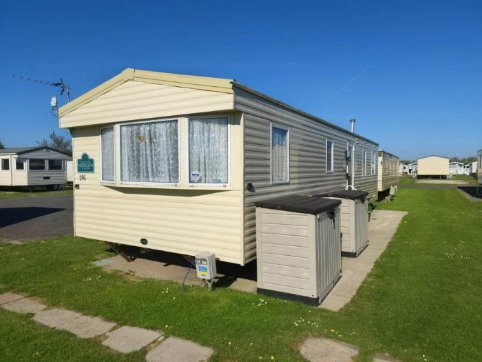 The Retreat Finch - Marine Holiday Park