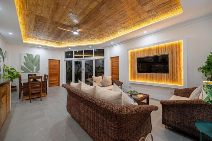 Modern, private 3-bed house in the heart of Dauin