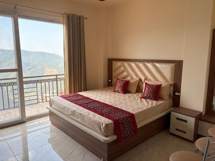 Family nest -An apartment with Valley view