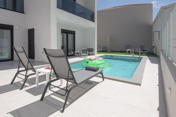 Tolis Exclusive Villa
