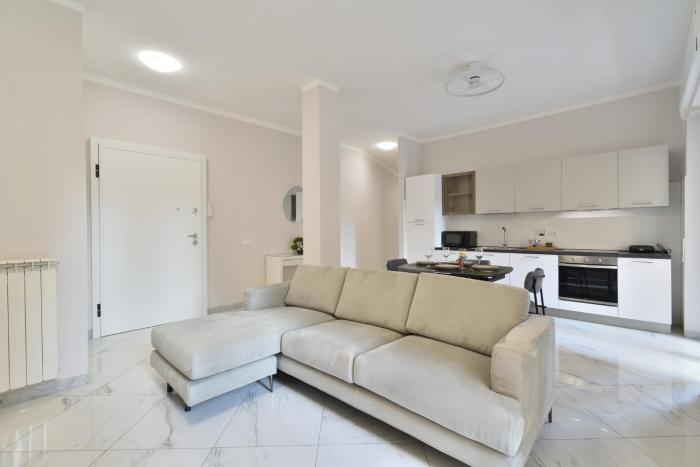 GuestHost - Sampierdarena Bright Apartment
