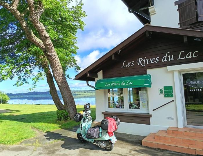Les Rives du Lac de Léon