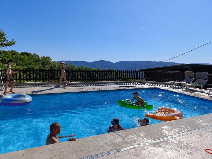 Fattoria Cristina Cozy Duplex with Pool, Animals & Panoramic Terrace near Cinque Terre - Bilo Verde