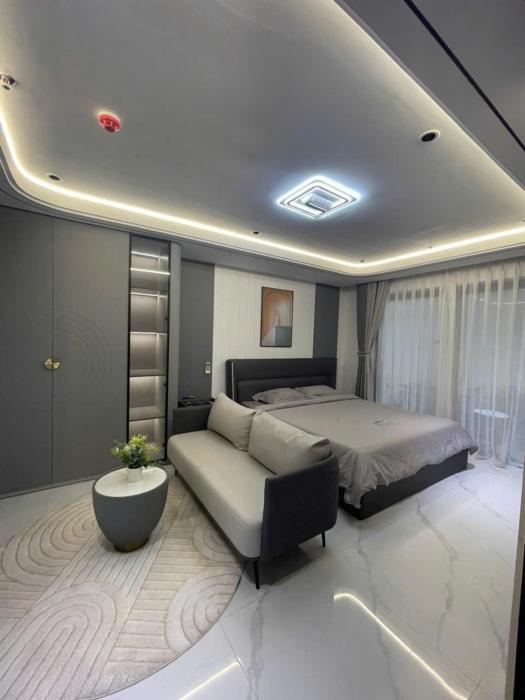 Aqua Hotel and Apartment