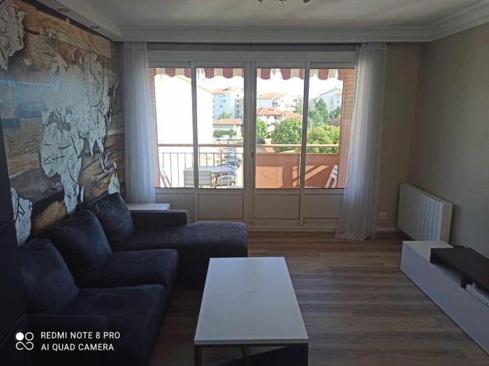 Appartement Bron Résidence avec parc Tram T2 et T5