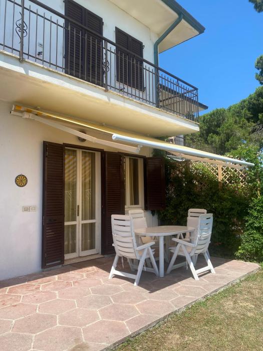 M372 - Marcelli, trilocale con giardino vista mare