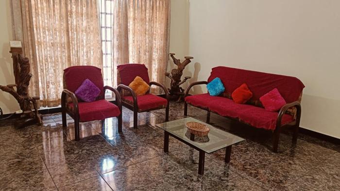 Spacious 3 Bedroom Villa in Balmata- Emmanuel Home