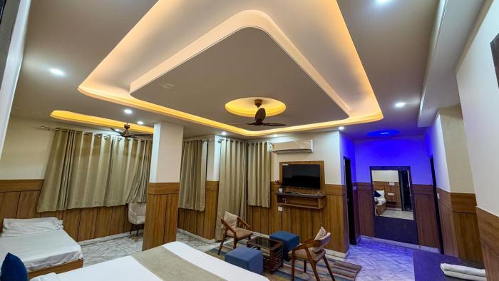 Sumitra Enclave