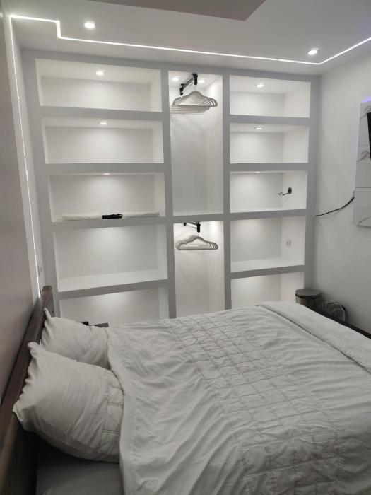 Chambre privé dans une maison avec terrasse et jardin salles de bain partagées